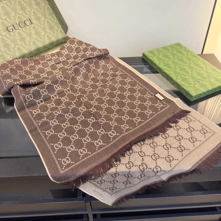 スーパーコピー グッチ マフラー