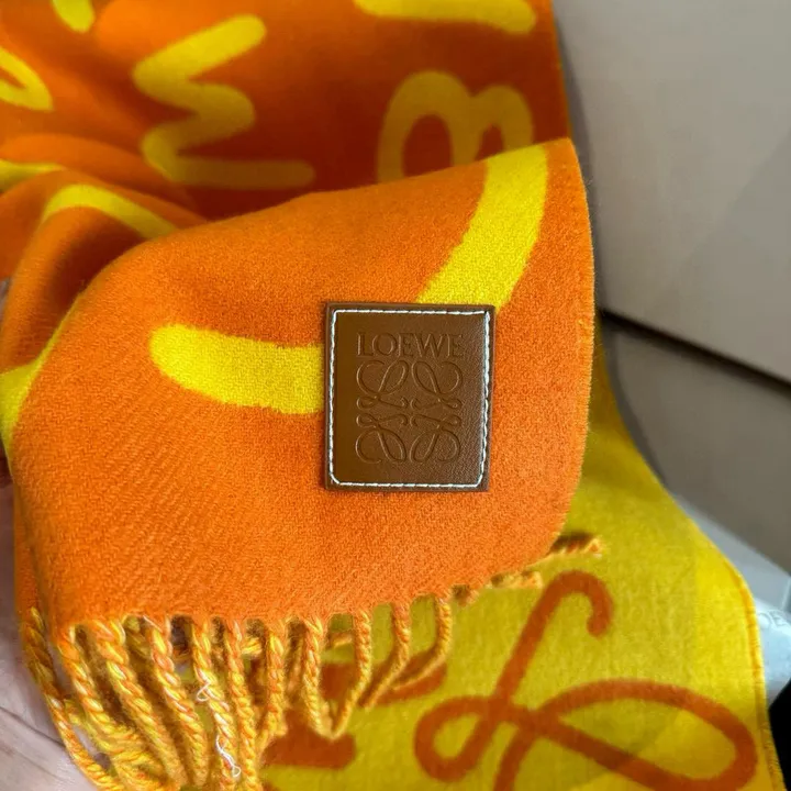 スーパーコピー ロエベ マフラー