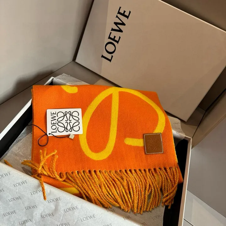 スーパーコピー ロエベ マフラー