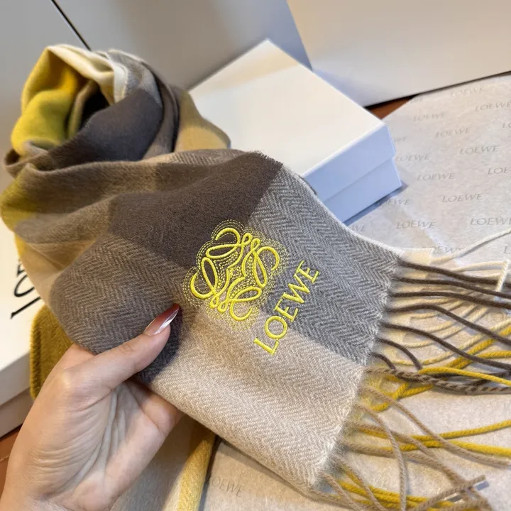 スーパーコピー ロエベ マフラー