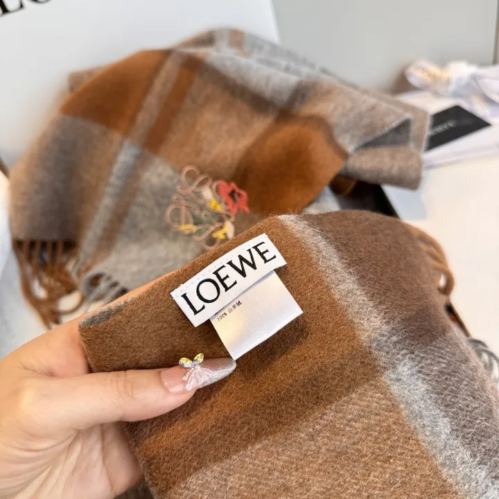 スーパーコピー ロエベ マフラー