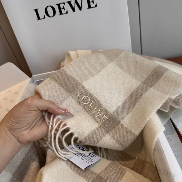 スーパーコピー ロエベ マフラー