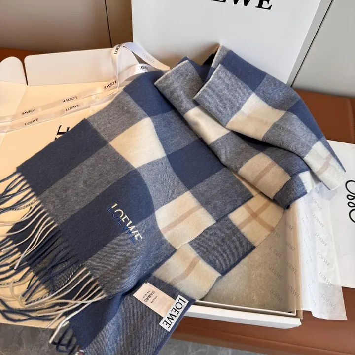 スーパーコピー ロエベ マフラー