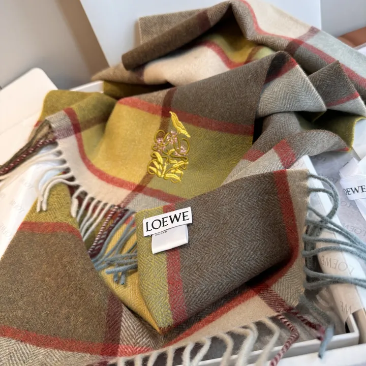 スーパーコピー ロエベ マフラー