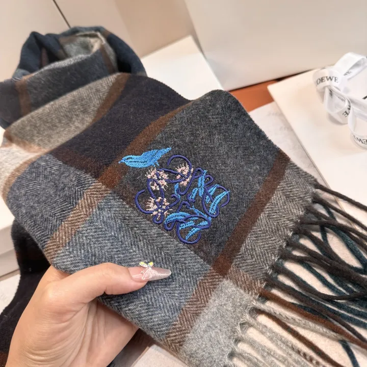 スーパーコピー ロエベ マフラー