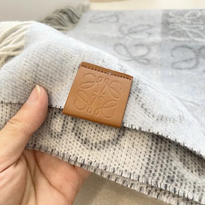 スーパーコピー ロエベ マフラー