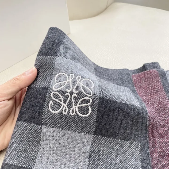 スーパーコピー ロエベ マフラー