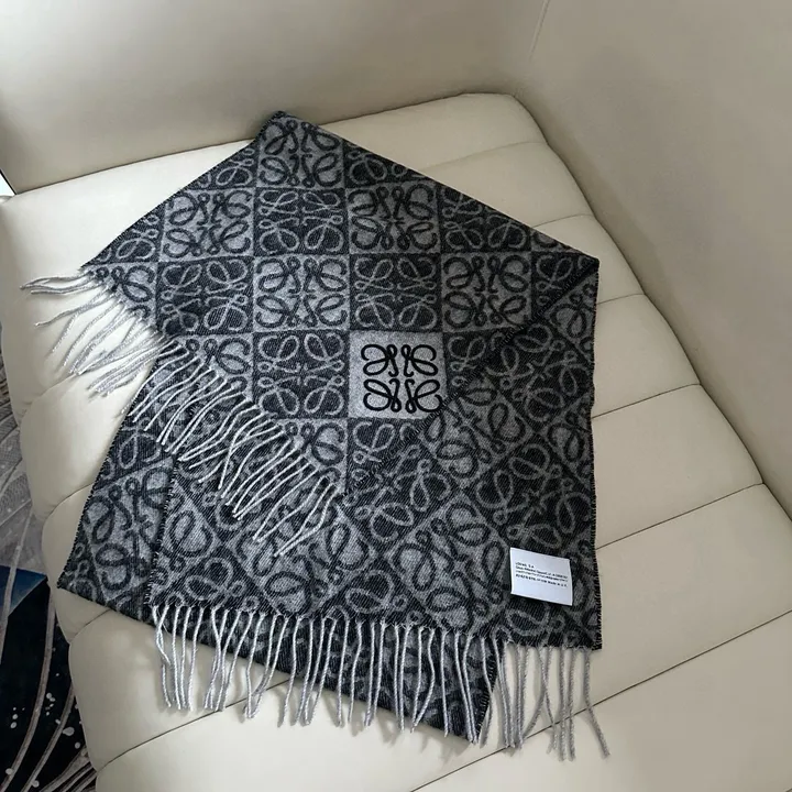 スーパーコピー ロエベ マフラー