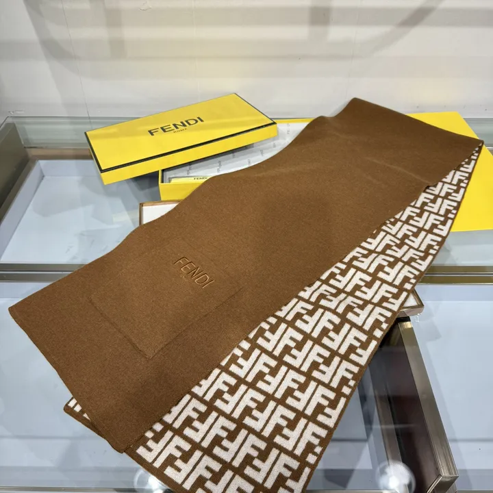 スーパーコピー フェンディ マフラー