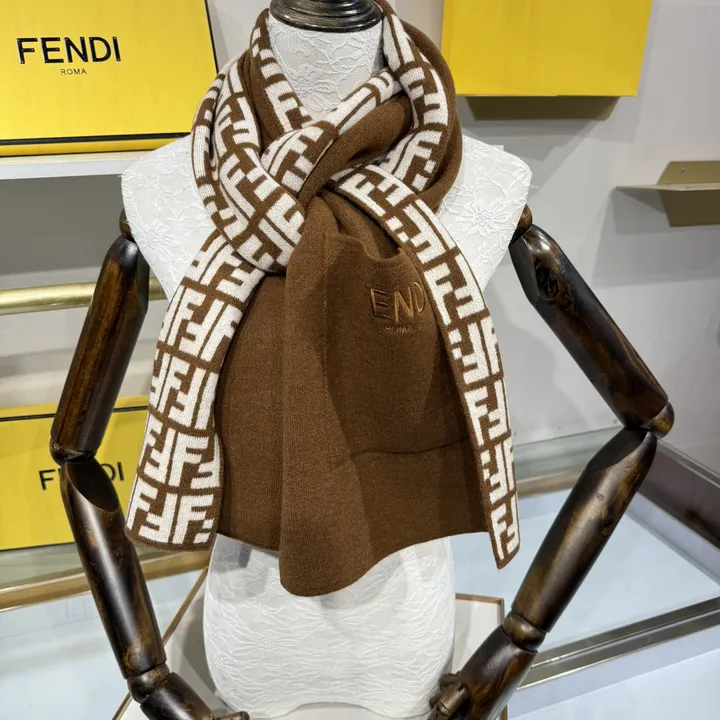 スーパーコピー フェンディ マフラー