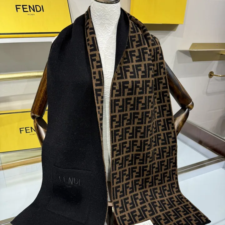 スーパーコピー フェンディ マフラー