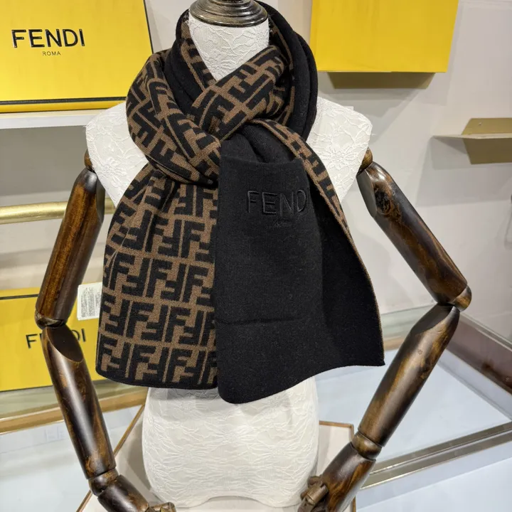 スーパーコピー フェンディ マフラー