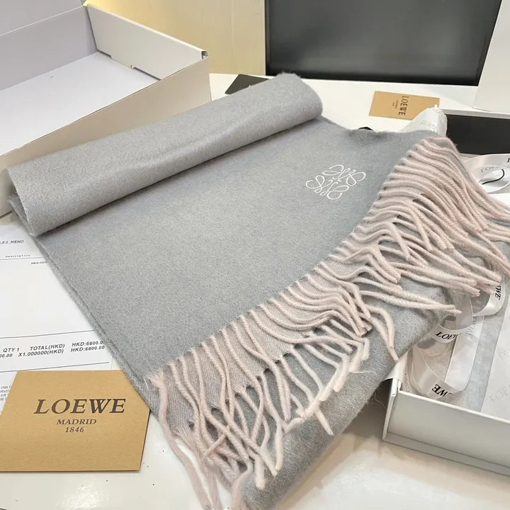 スーパーコピー ロエベ マフラー