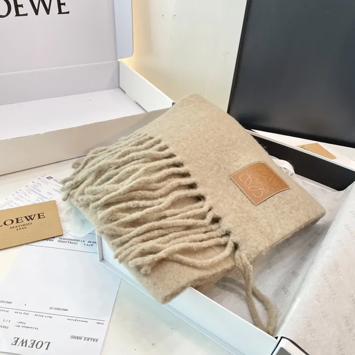 スーパーコピー ロエベ マフラー