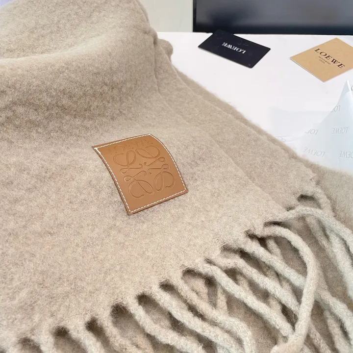 スーパーコピー ロエベ マフラー