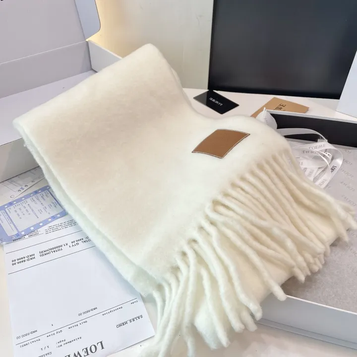 スーパーコピー ロエベ マフラー