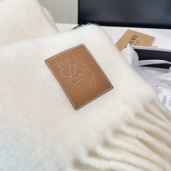 スーパーコピー ロエベ マフラー