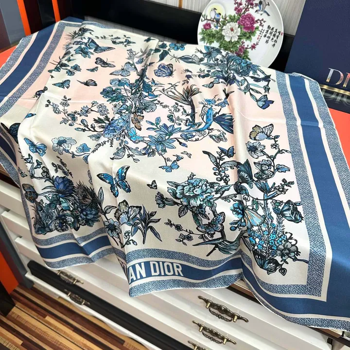 スーパーコピー ディオール マフラー