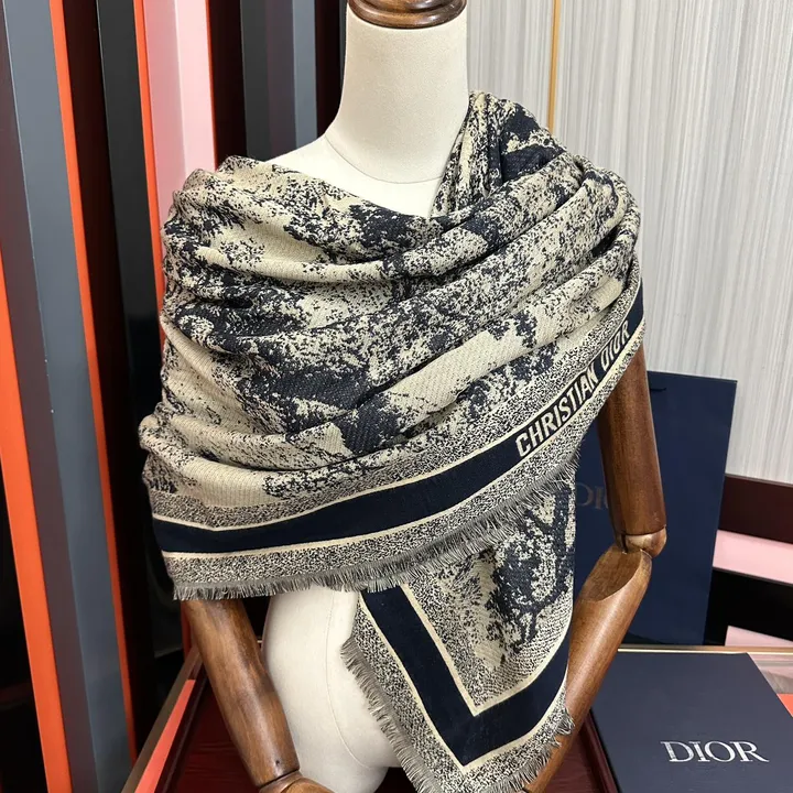 スーパーコピー ディオール マフラー