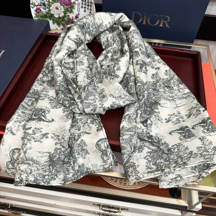 スーパーコピー ディオール マフラー