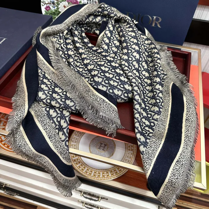 スーパーコピー ディオール マフラー