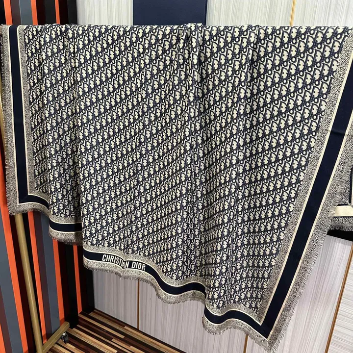 スーパーコピー ディオール マフラー