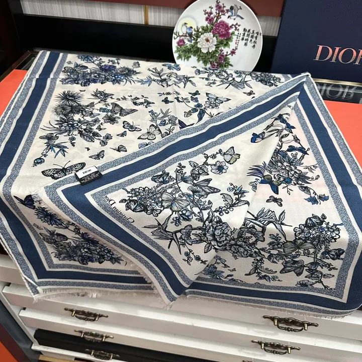 スーパーコピー ディオール マフラー