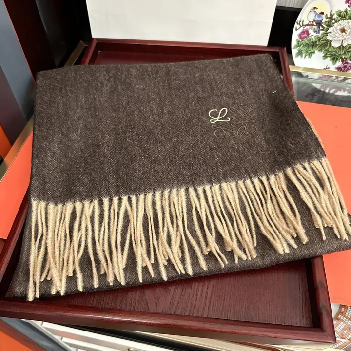 スーパーコピー ロエベ マフラー