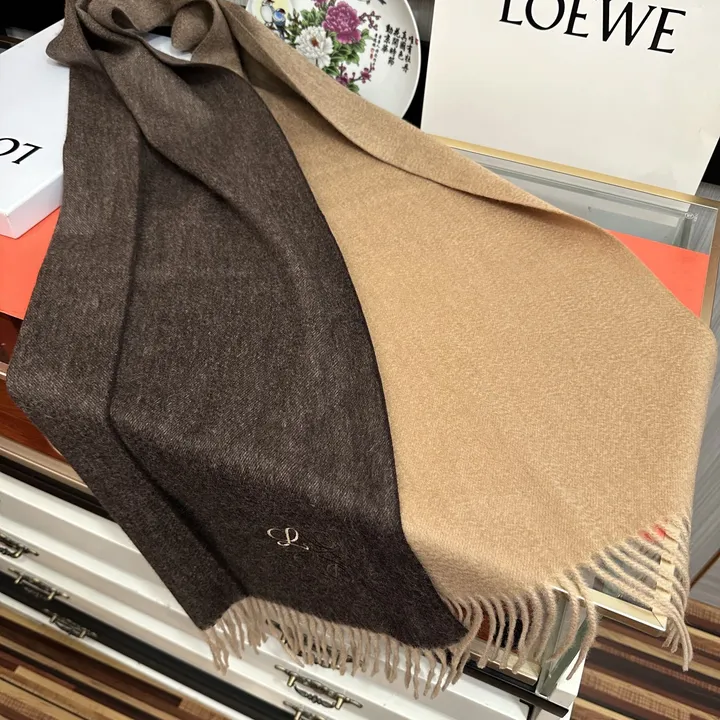 スーパーコピー ロエベ マフラー