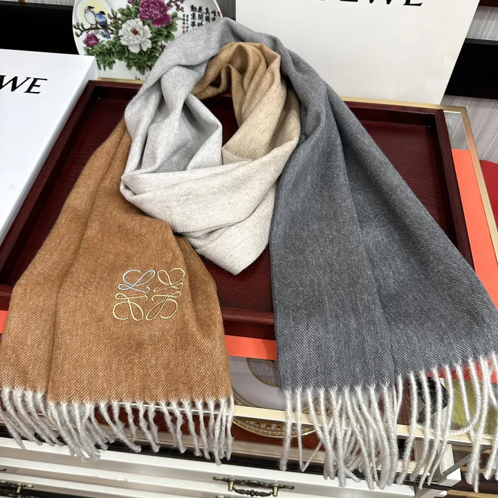 スーパーコピー ロエベ マフラー