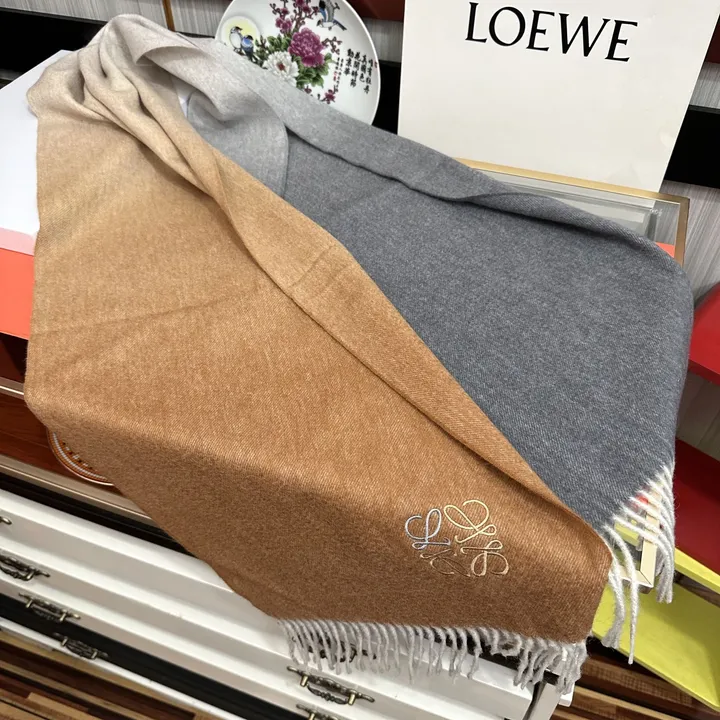 スーパーコピー ロエベ マフラー