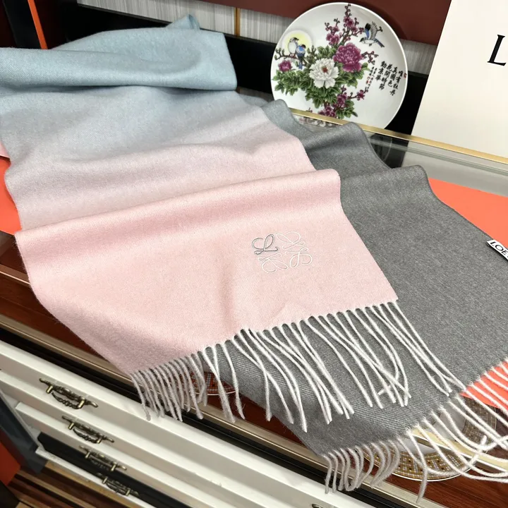 スーパーコピー ロエベ マフラー