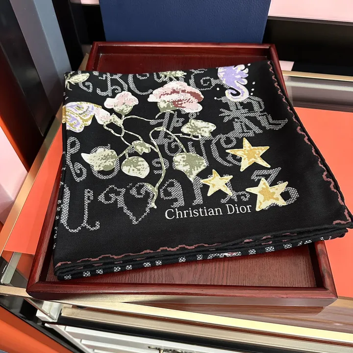 スーパーコピー ディオール マフラー