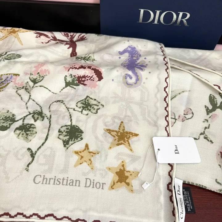 スーパーコピー ディオール マフラー