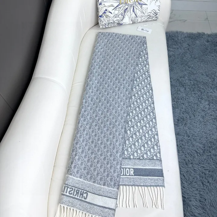 スーパーコピー ディオール マフラー