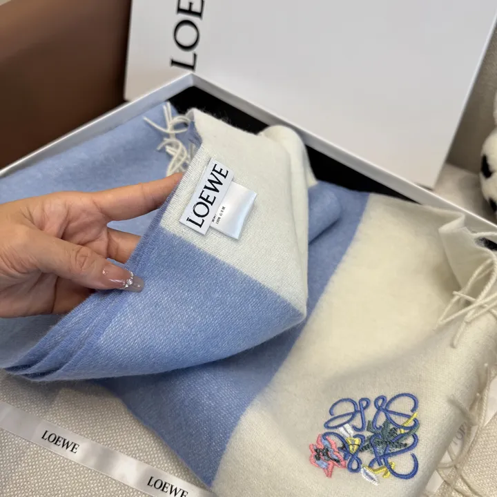 スーパーコピー ロエベ マフラー