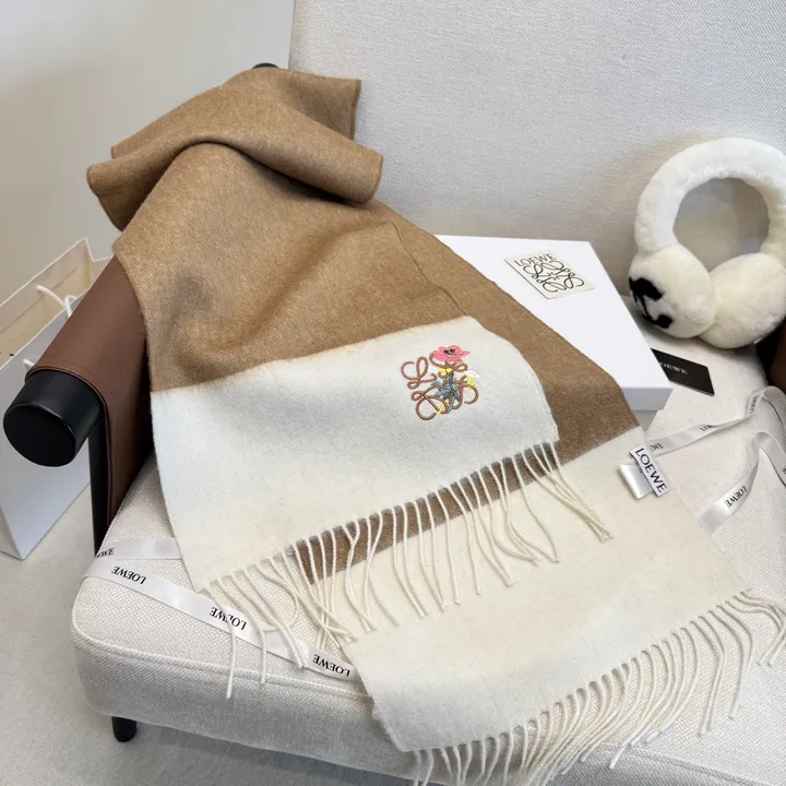 スーパーコピー ロエベ マフラー