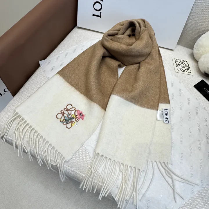 スーパーコピー ロエベ マフラー