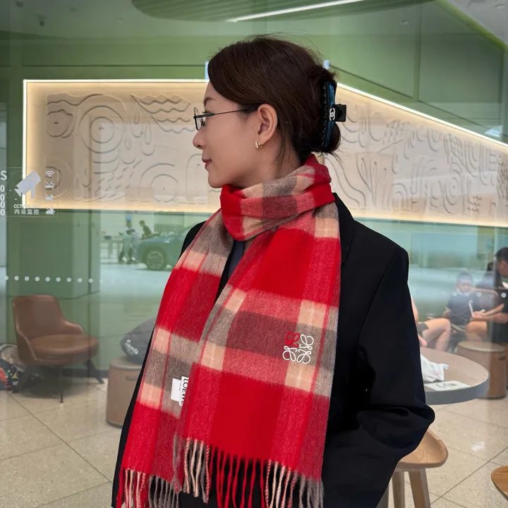 スーパーコピー ロエベ マフラー