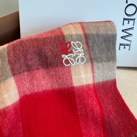 スーパーコピー ロエベ マフラー