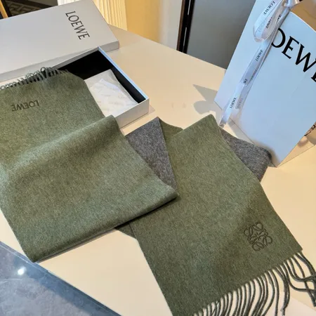 スーパーコピー ロエベ マフラー