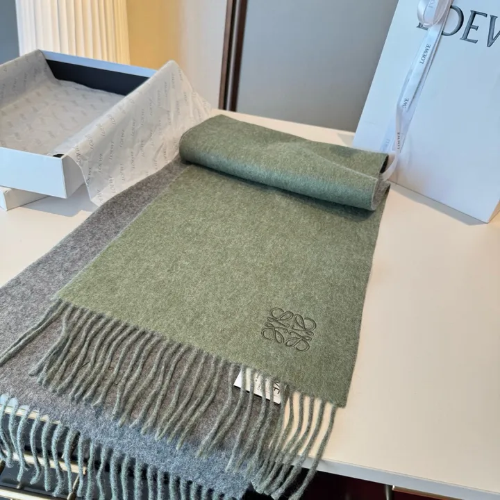 スーパーコピー ロエベ マフラー