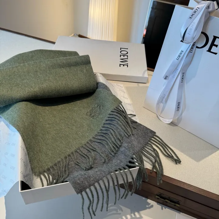 スーパーコピー ロエベ マフラー