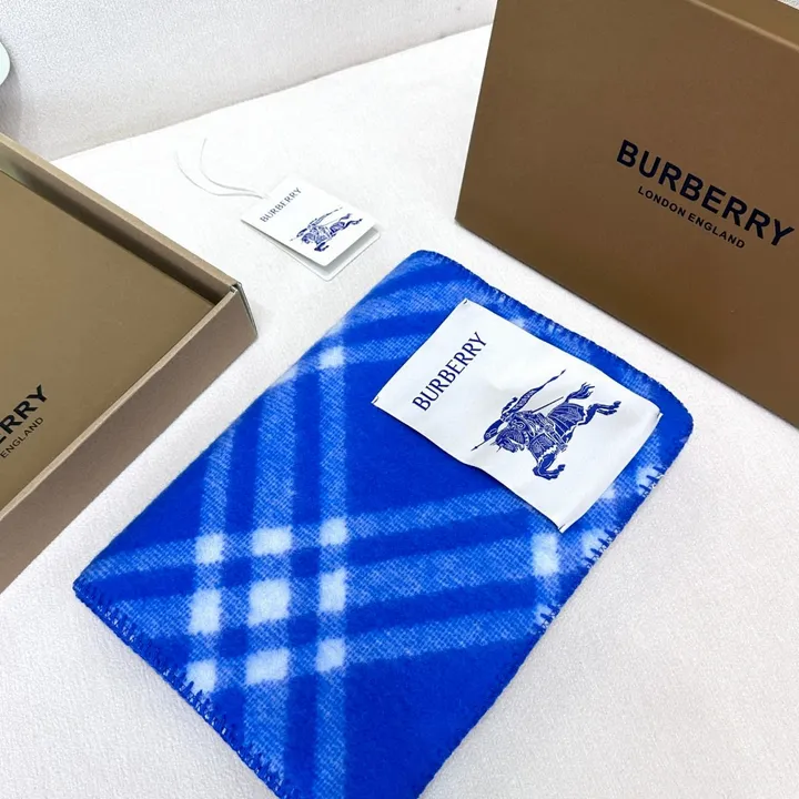 スーパーコピー バーバリー ス マフラー