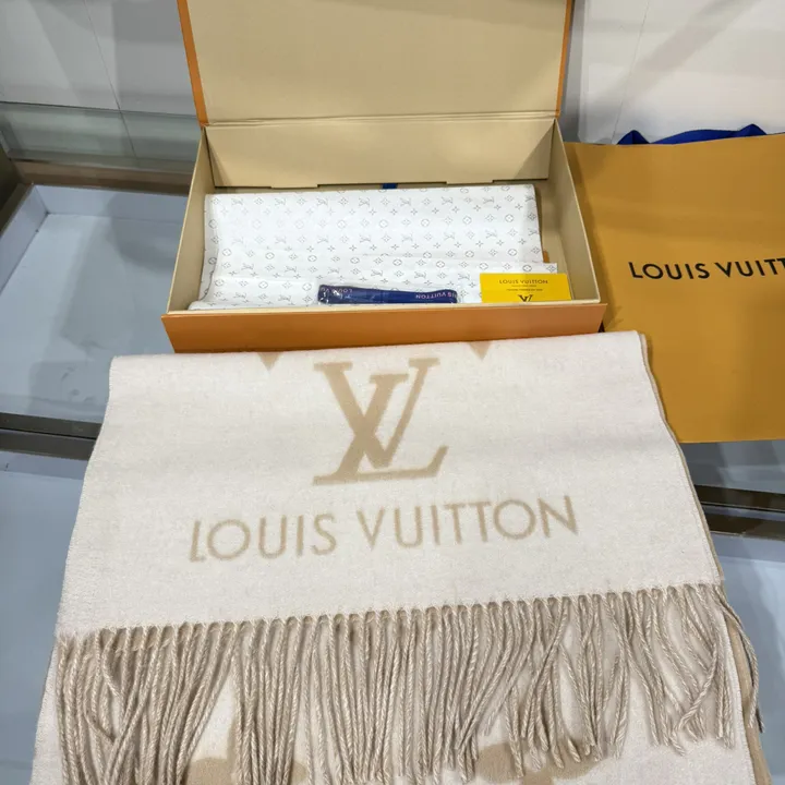 スーパーコピー ルイヴィトン マフラー