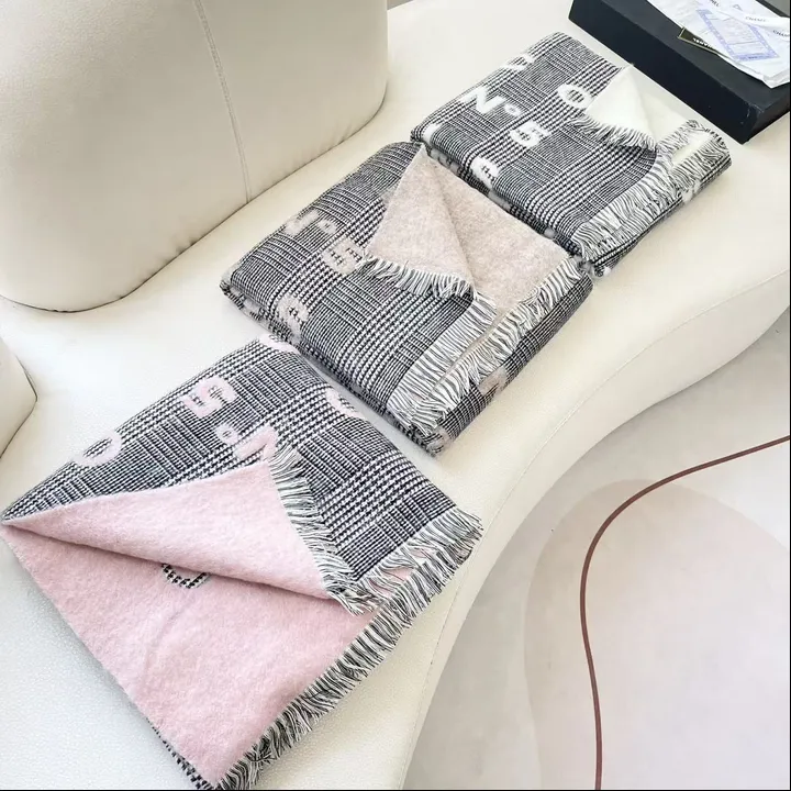 スーパーコピー シャネル マフラー