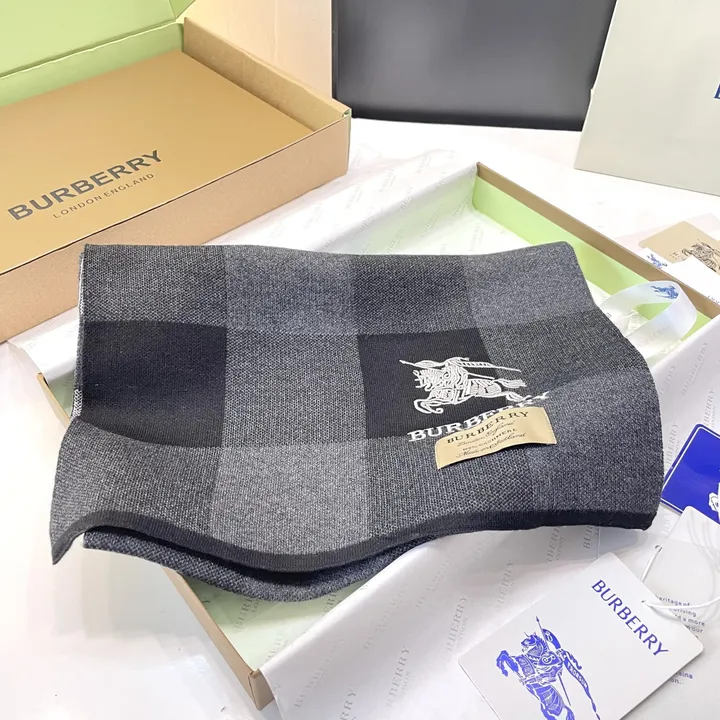 スーパーコピー バーバリー ス マフラー