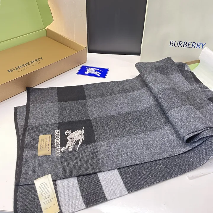 スーパーコピー バーバリー ス マフラー