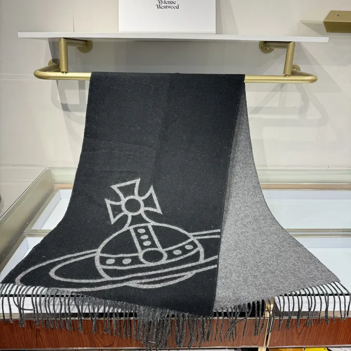 スーパーコピー ヴィヴィアン・ウエストウッド マフラー