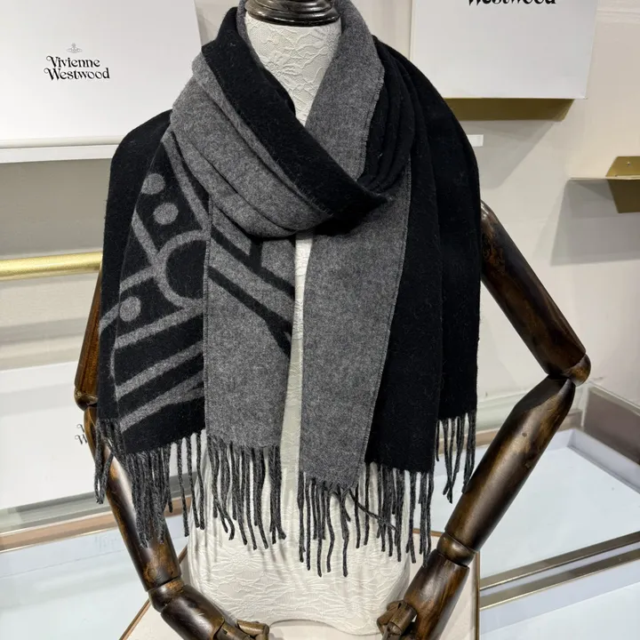 スーパーコピー ヴィヴィアン・ウエストウッド マフラー